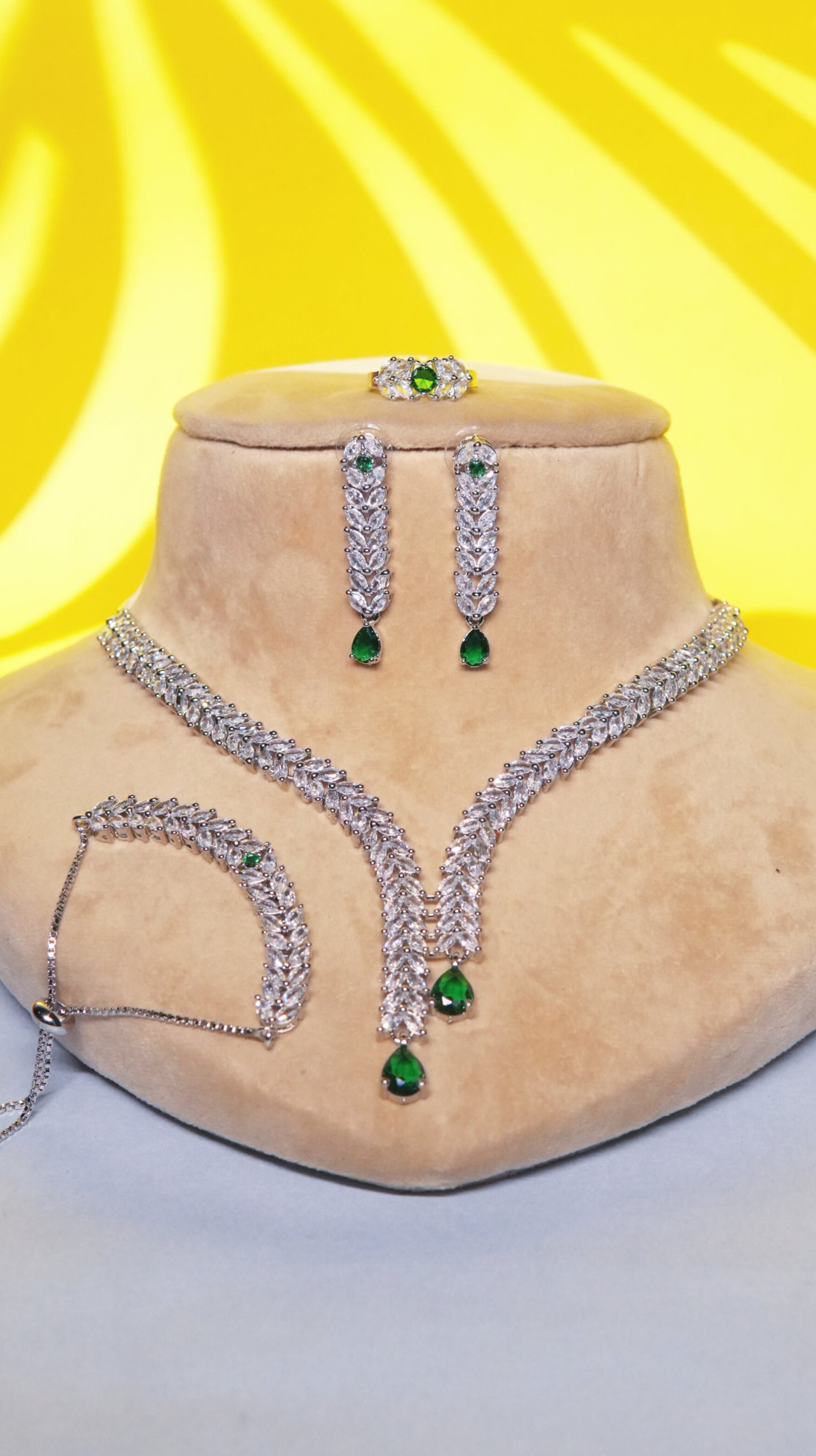 Mira Combo Necklace Set