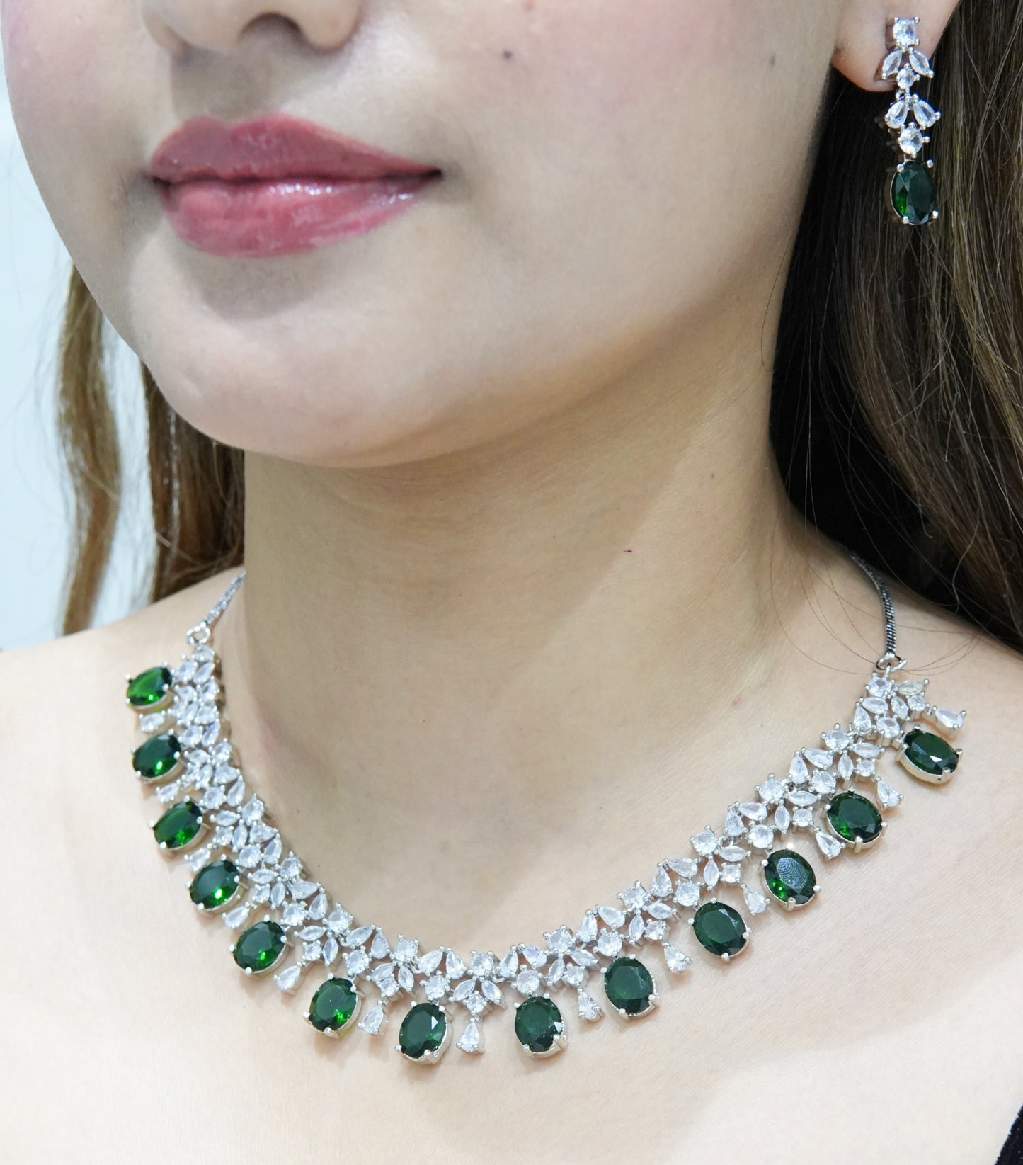 Miraya Star Cut Silver Necklace