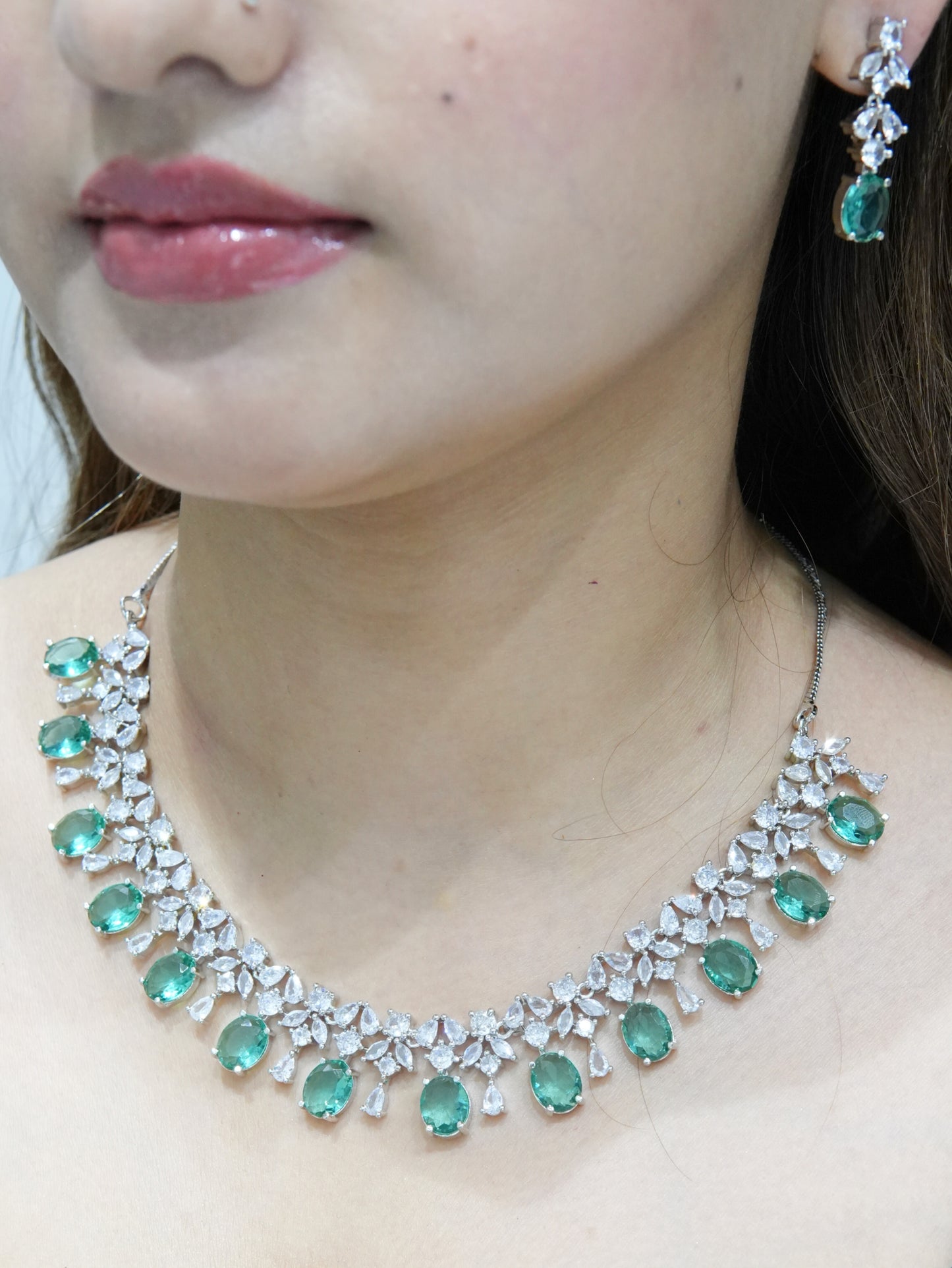 Miraya Star Cut Silver Necklace