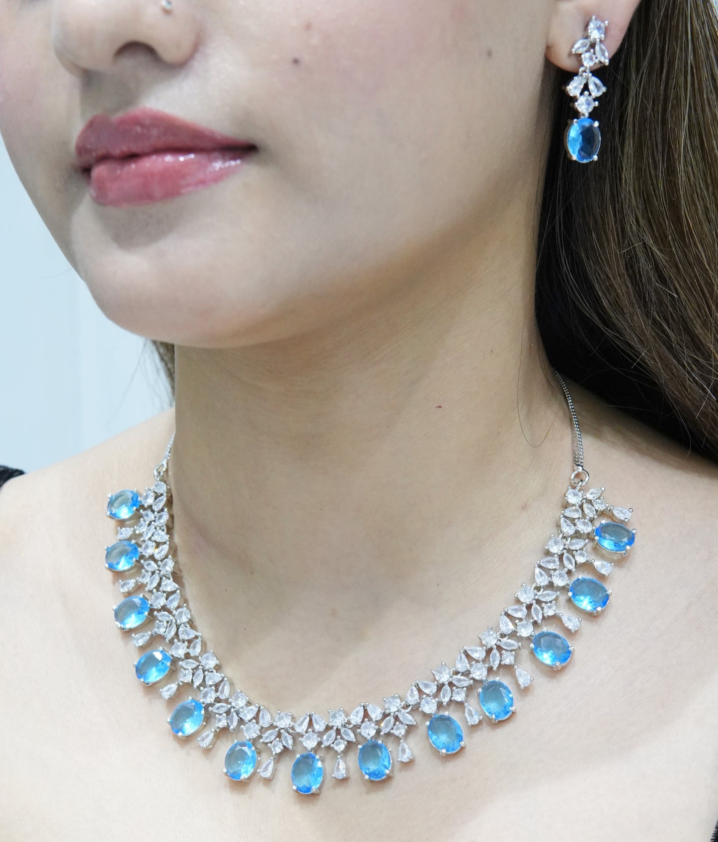 Miraya Star Cut Silver Necklace