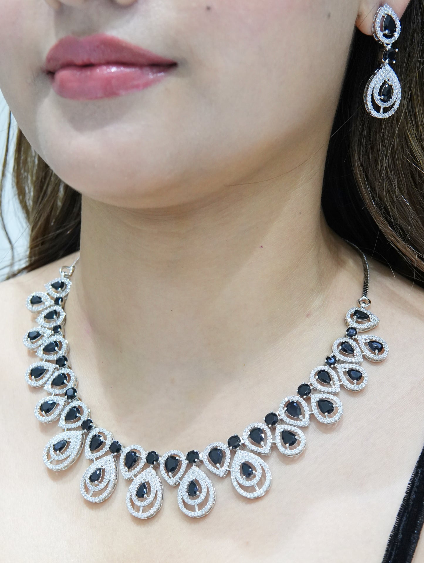 Noor Luxe American Diamond Set