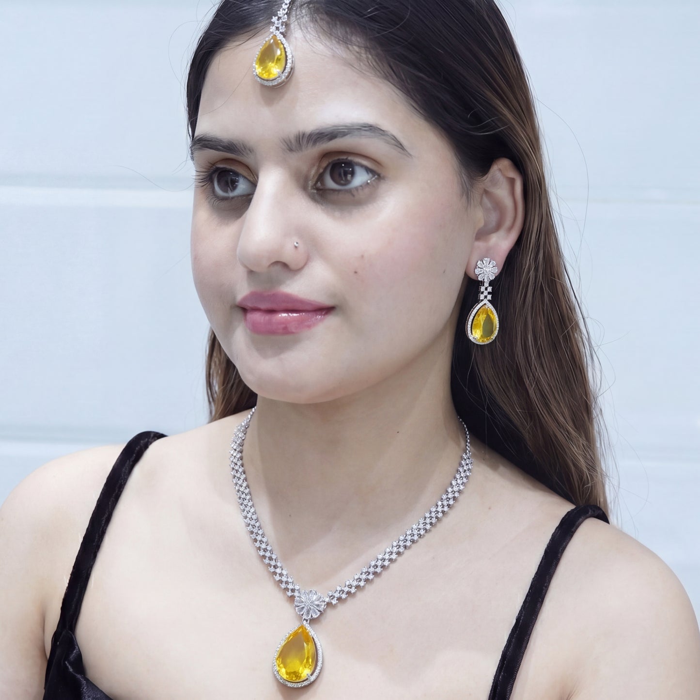 Ishika Necklace