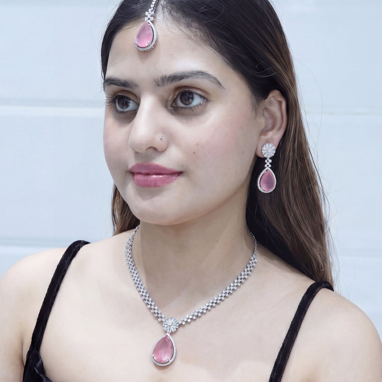 Ishika Necklace