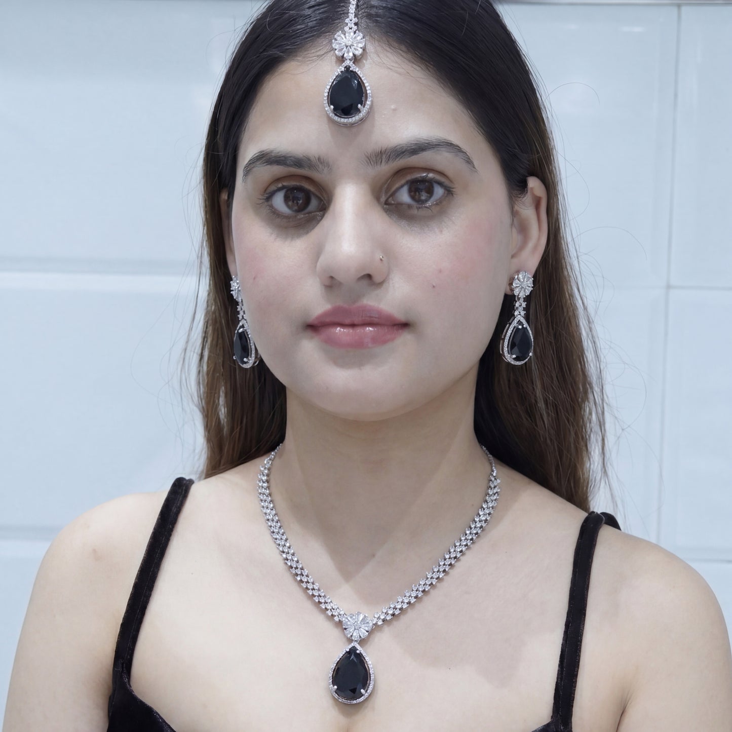 Ishika Necklace