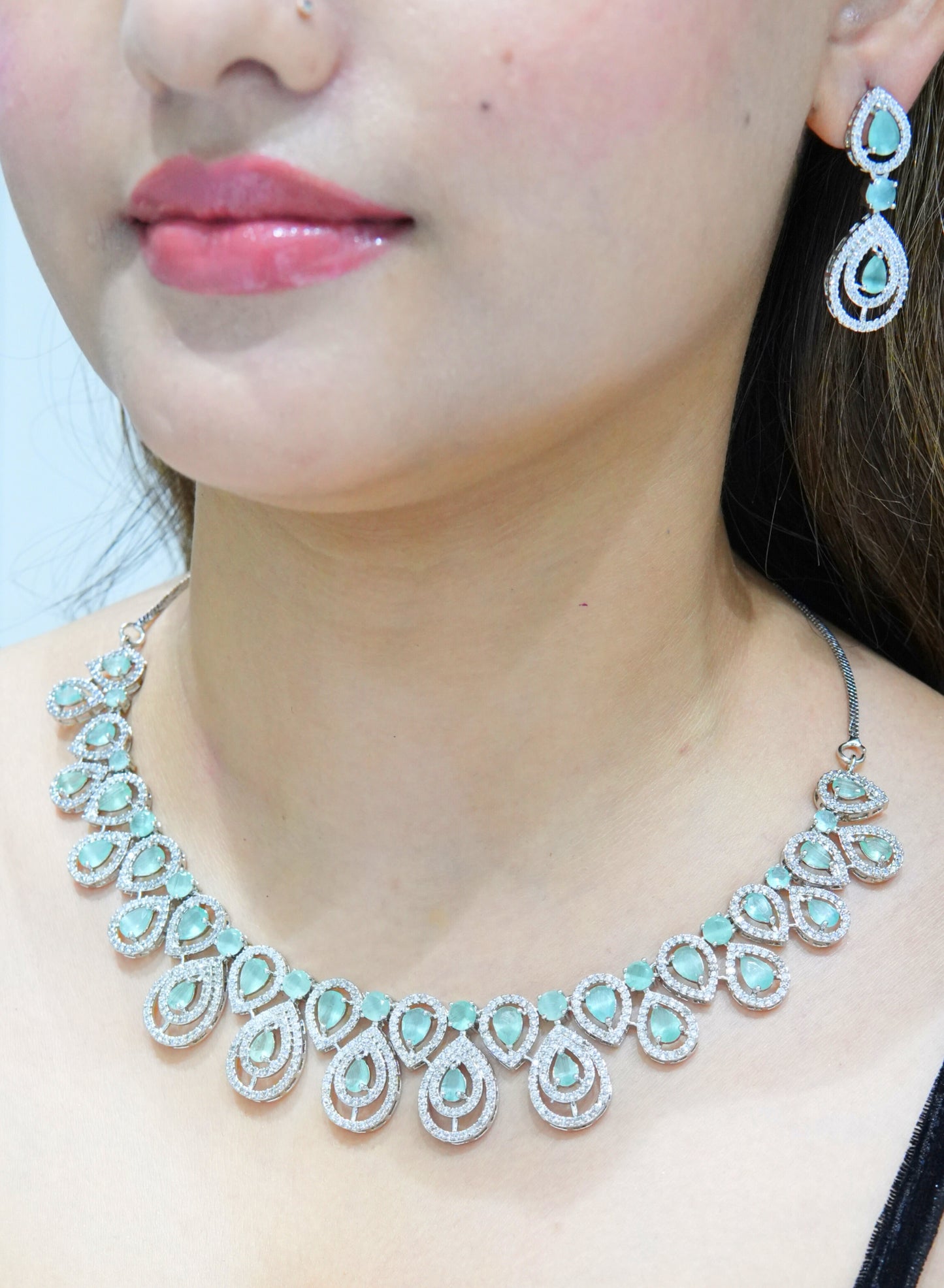 Noor Luxe American Diamond Set
