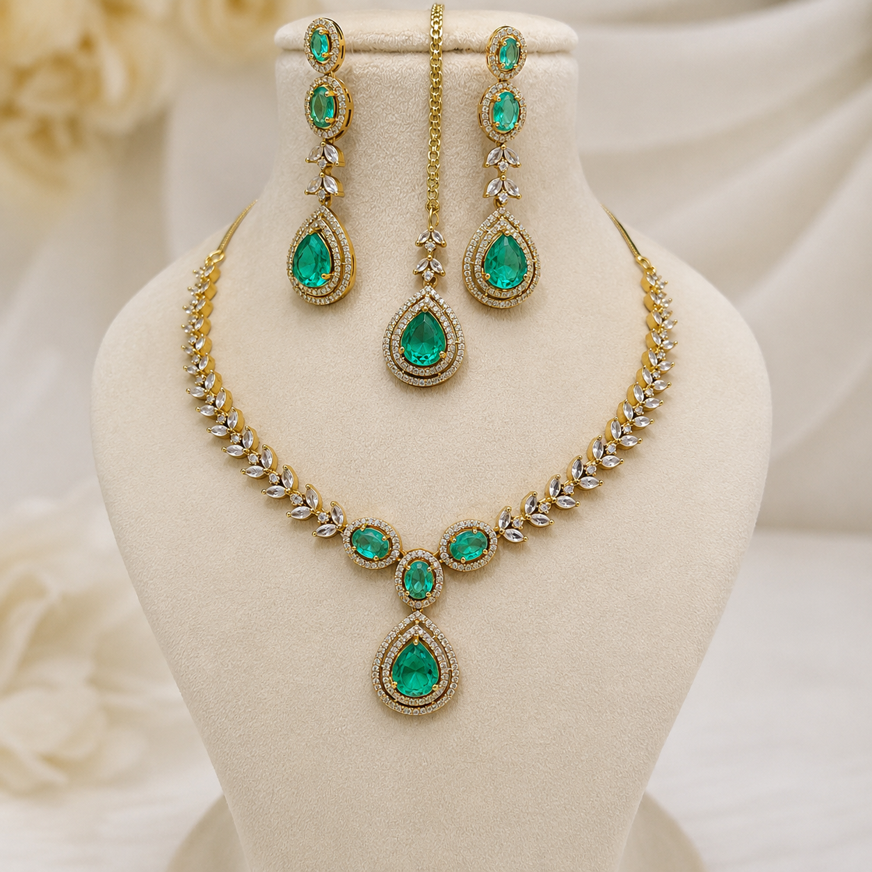 Hiba Victorian- Mehendi Necklace
