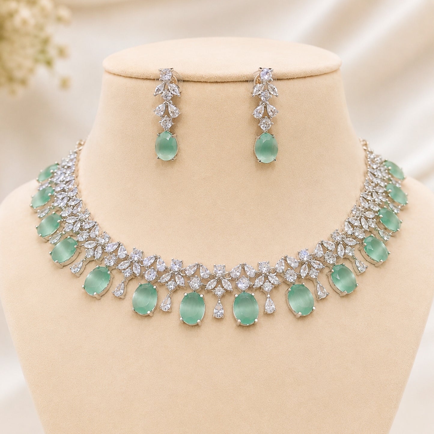 Miraya Star Cut Silver Necklace