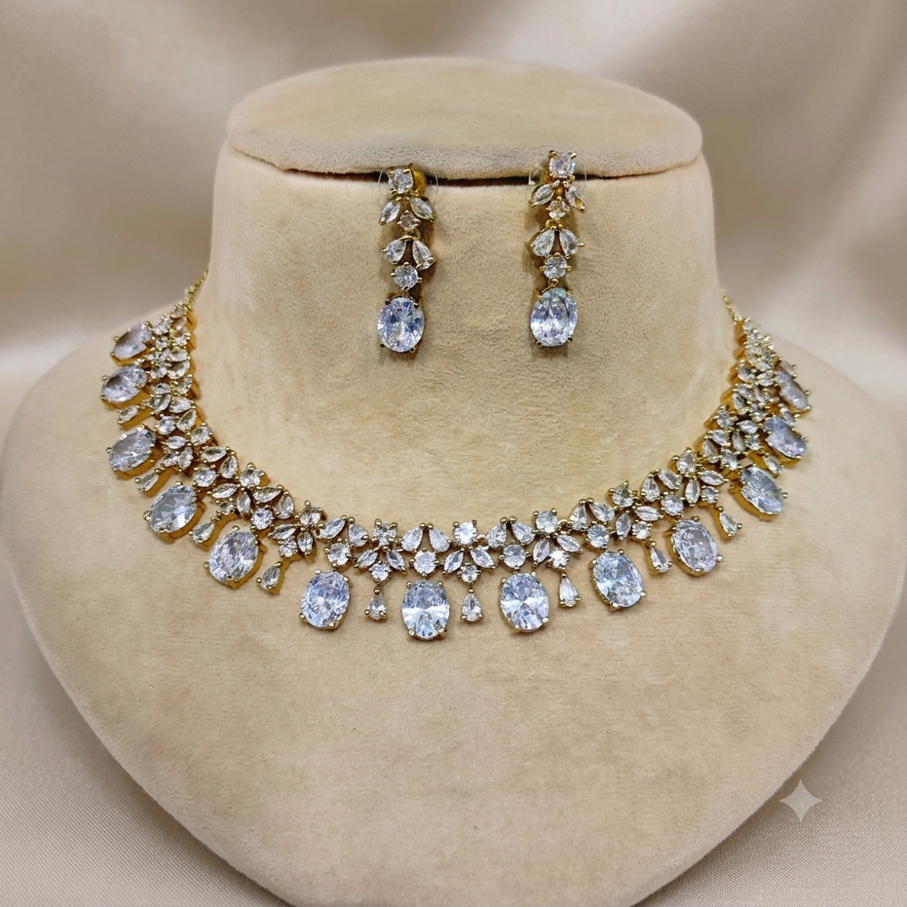 Miraya Starcut Victorian Mehendi Starcut Necklace