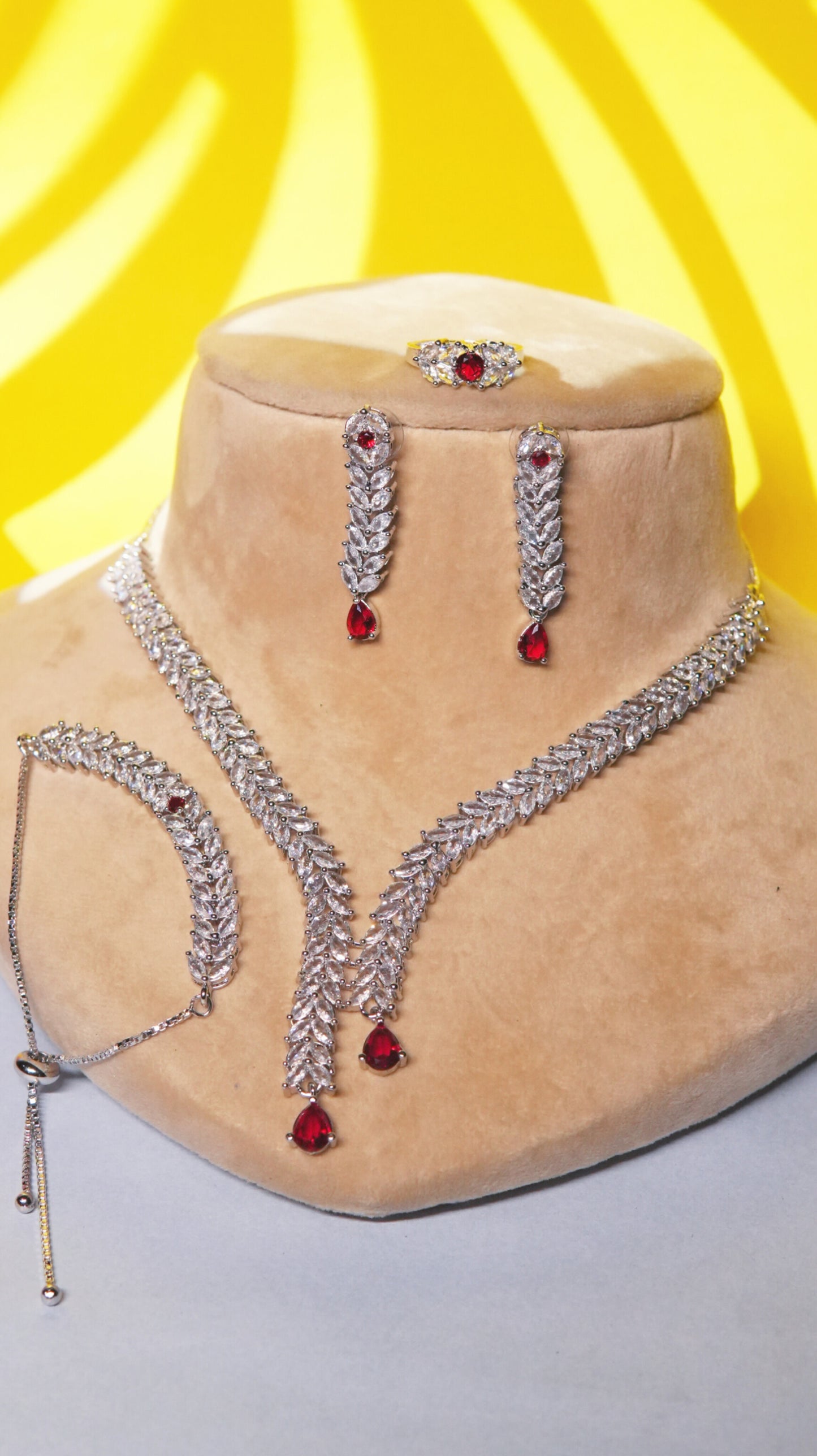 Mira Combo Necklace Set