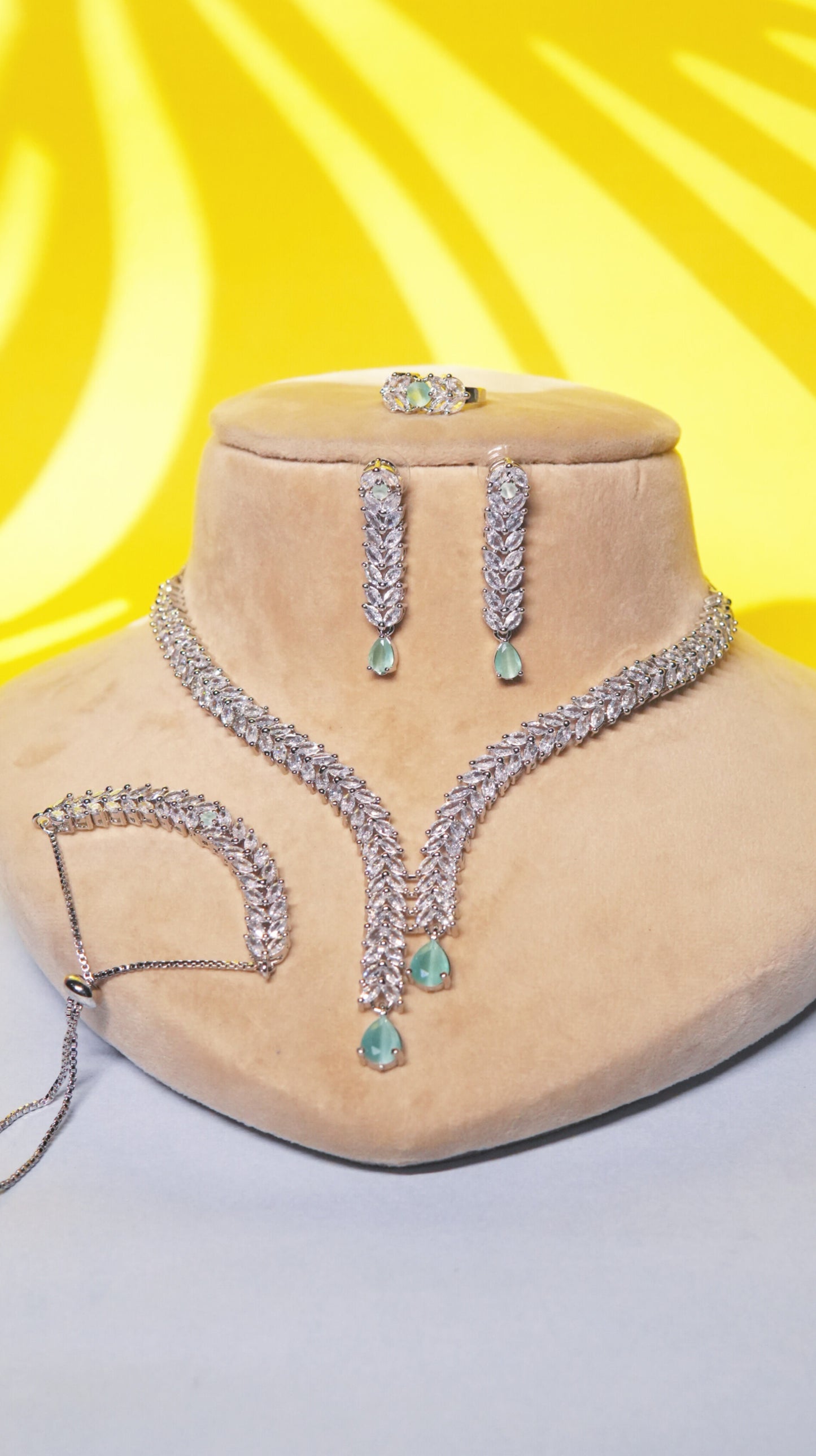 Mira Combo Necklace Set