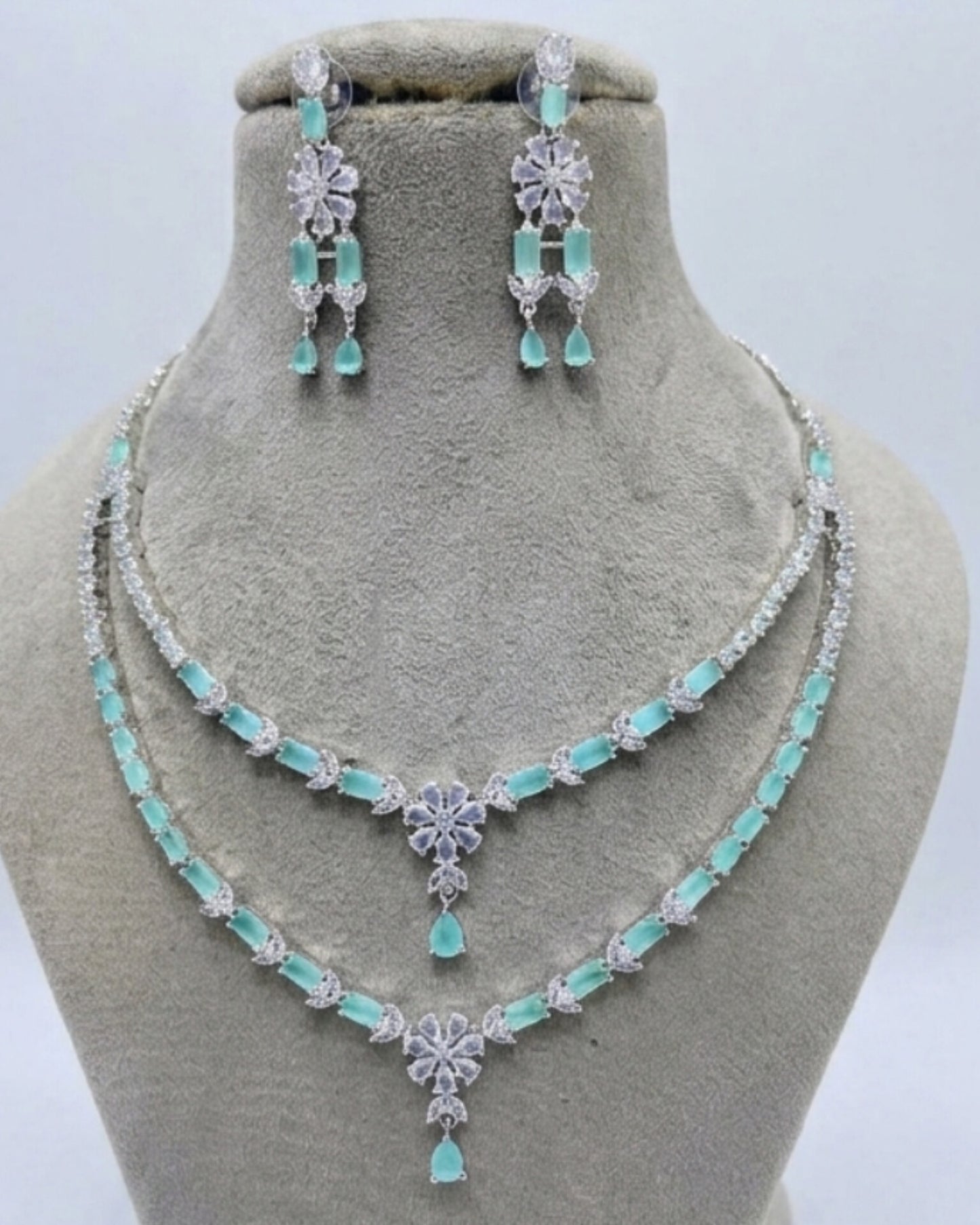 Celeste Double Layered Necklace Set