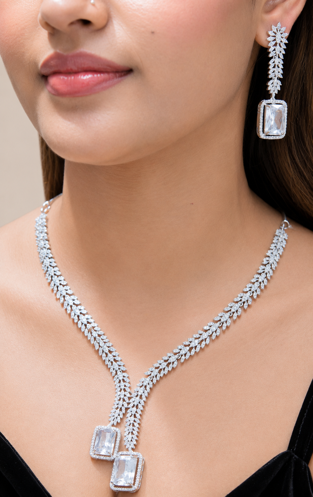 Elina Duo Necklace