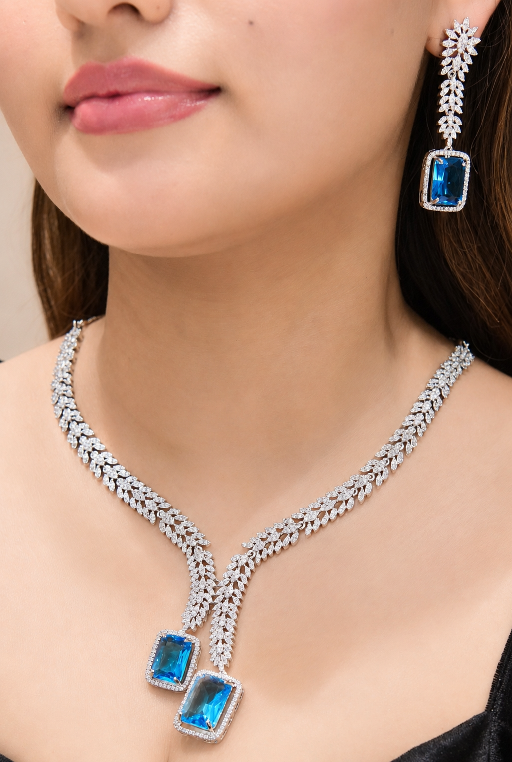 Elina Duo Necklace